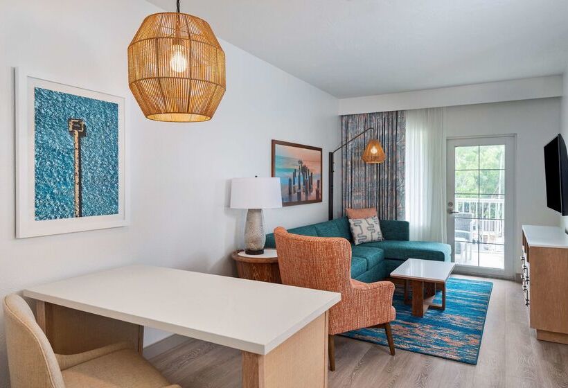 בית מלון כפרי Doubletree Suites By Hilton Naples