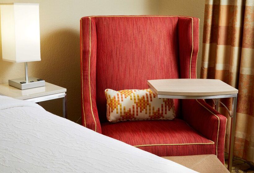 فندق Hilton Garden Inn Savannah Midtown