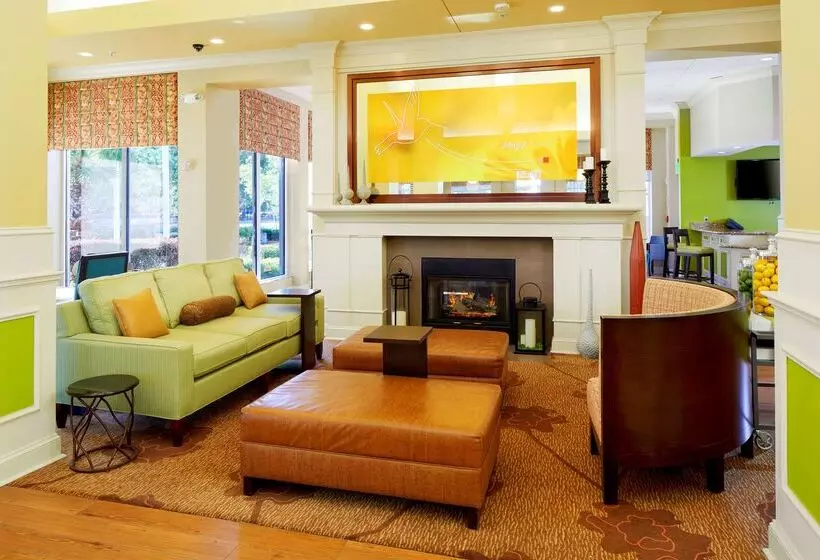 בית מלון כפרי Hilton Garden Inn Savannah Midtown