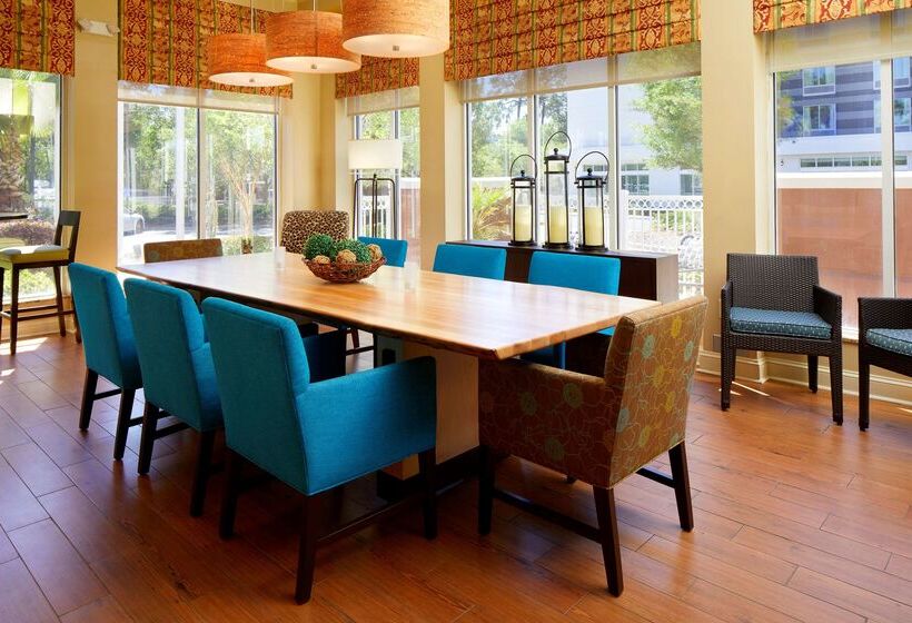 فندق Hilton Garden Inn Savannah Midtown