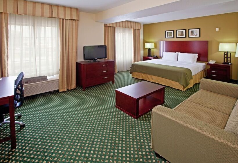 هتل Holiday Inn Express & Suites Indianapolis East, An Ihg