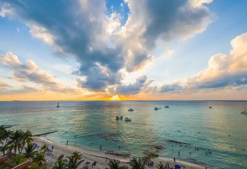 Hotel Ixchel Beach