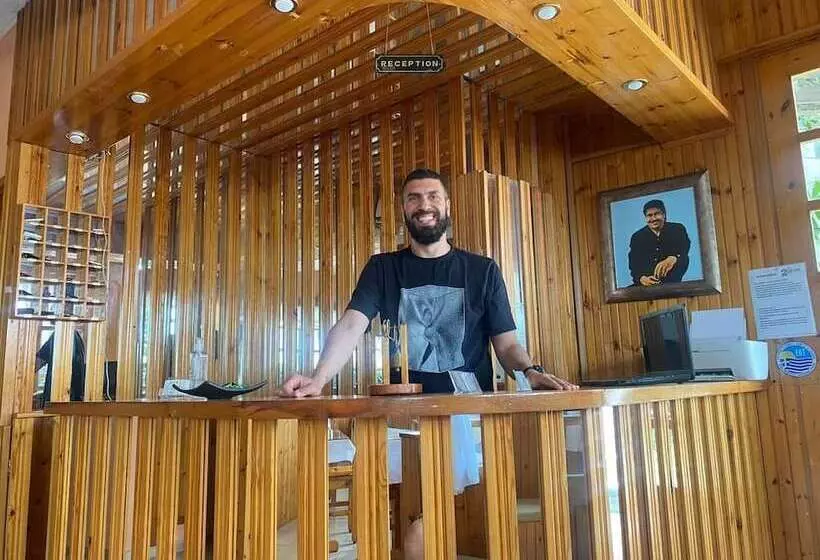 Отель Kissandros