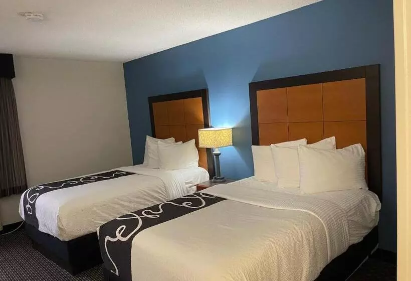 هتل La Quinta By Wyndham Baton Rouge Siegen Lane