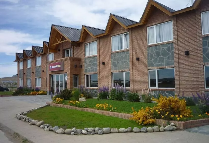 ホテル Marcopolo Suites Calafate