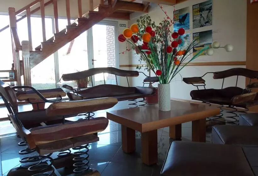 ホテル Marcopolo Suites Calafate