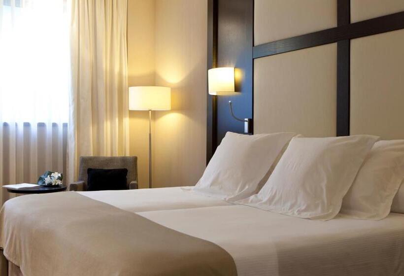 هتل Maydrit Airport