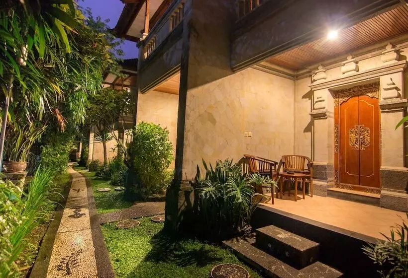 酒店 Sahadewa Resort & Spa