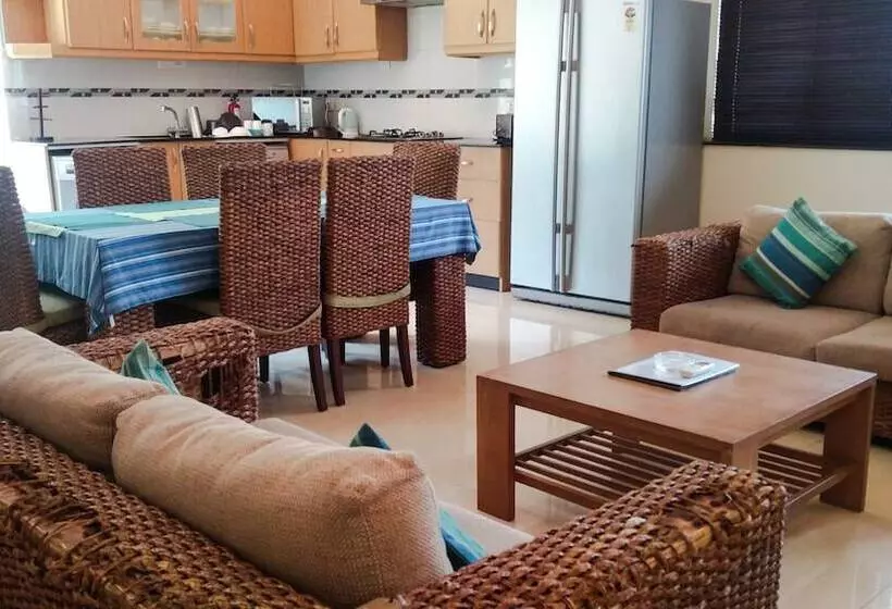 Hotel Surya Sangolda
