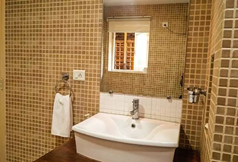 Hotel Surya Sangolda