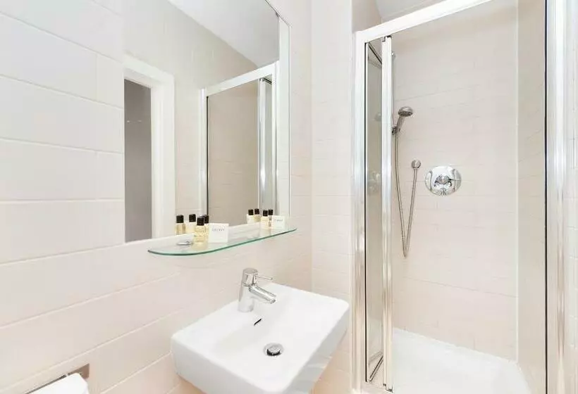 Hyde Park Executive Apartments