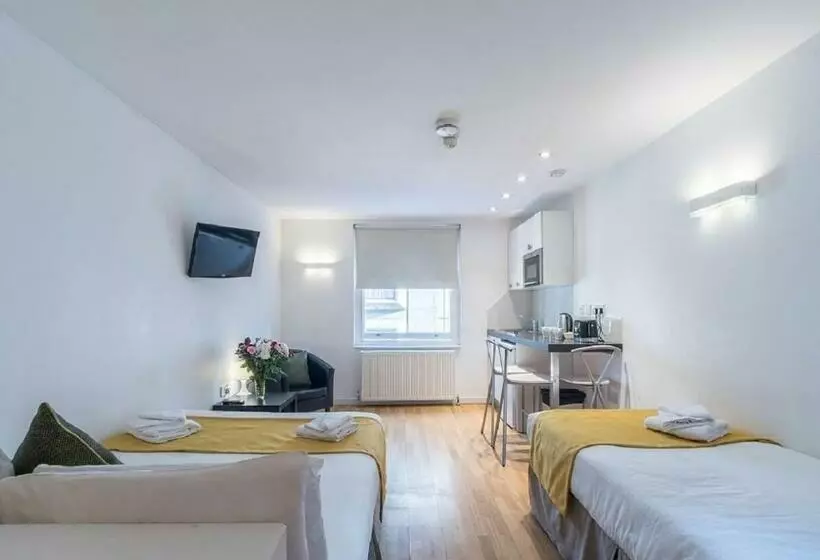 Hyde Park Executive Apartments