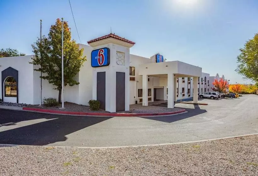 Motel 6 Santa Fe, Nm  Central