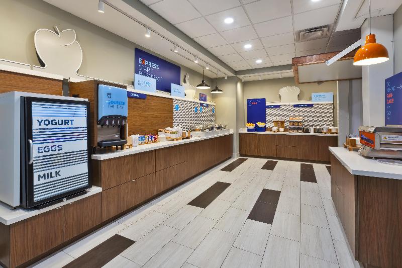 Hotel Holiday Inn Express & Suites Milan – Sandusky Area By Ihg