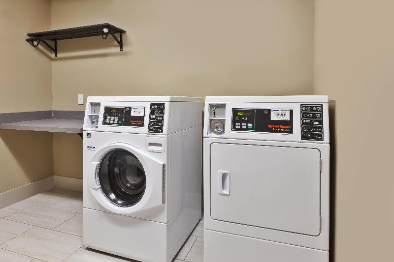 Hotel Holiday Inn Express & Suites Milan – Sandusky Area By Ihg