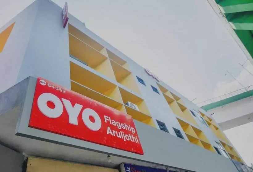 هتل O Aruljothi Gandhipuram Bus Terminus