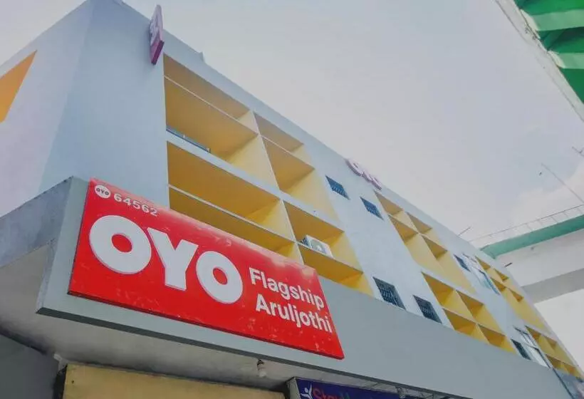 هتل O Aruljothi Gandhipuram Bus Terminus
