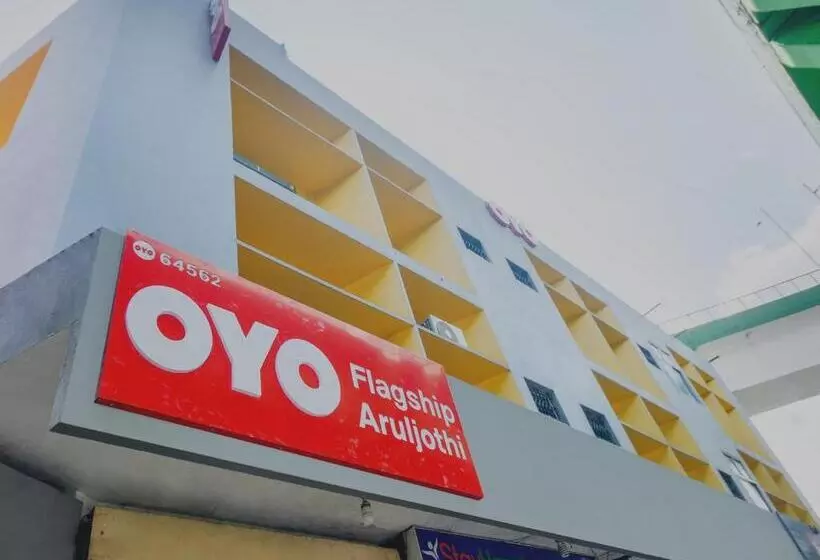 هتل O Aruljothi Gandhipuram Bus Terminus