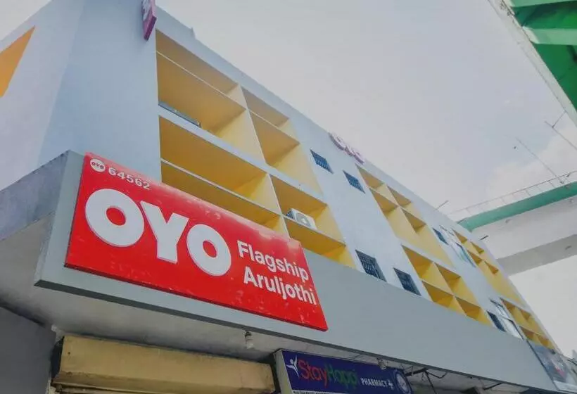 هتل O Aruljothi Gandhipuram Bus Terminus