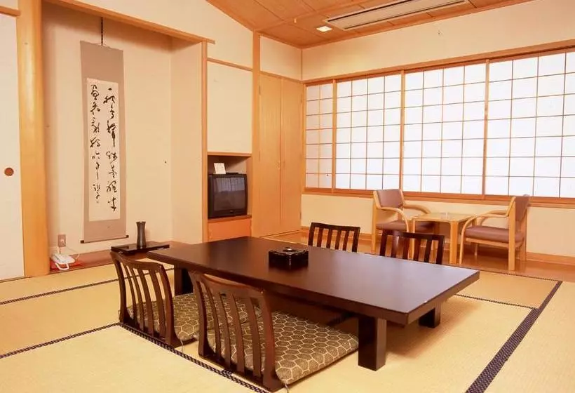 旅館 Yurari