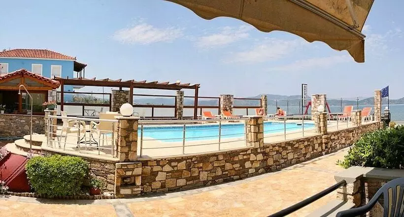 Gera Bay Studios And Apartments