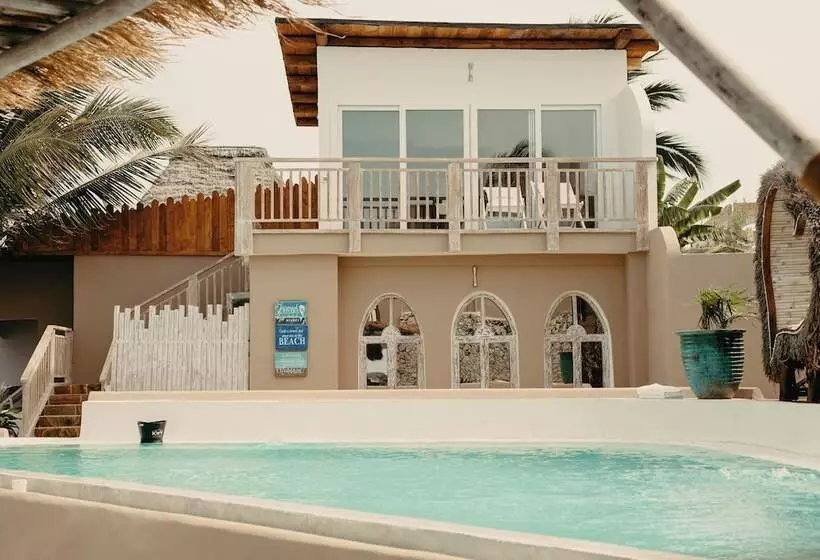 Coral Rocks Hotel & Restaurant