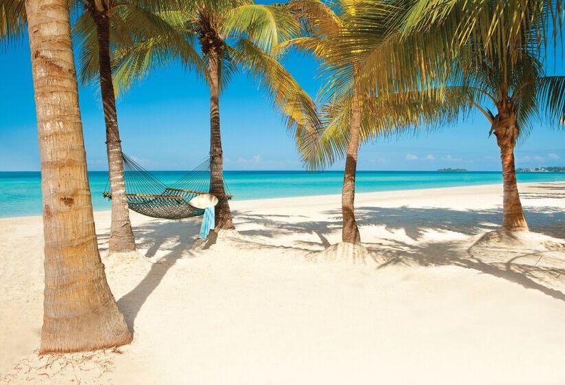 هتل Couples Swept Away - Adults Only