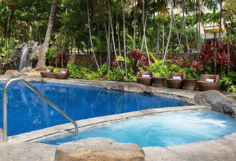 فندق Courtyard By Marriott Waikiki Beach