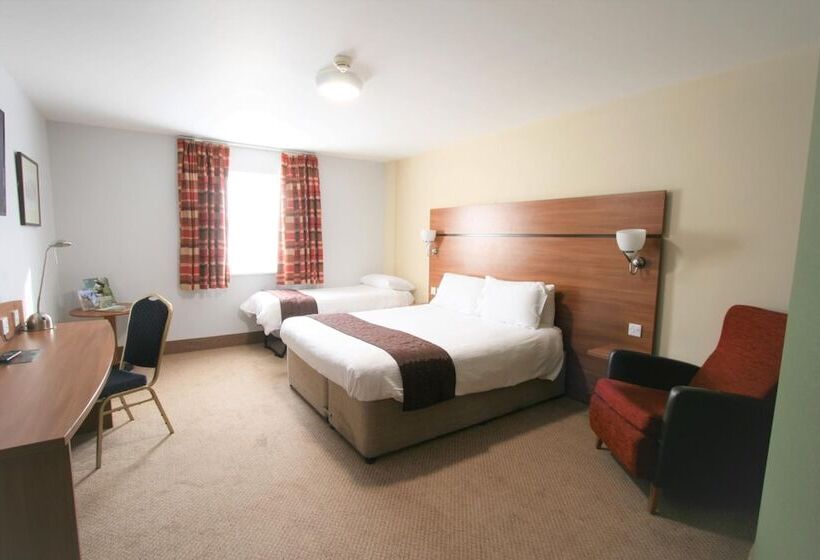 فندق Doncaster International