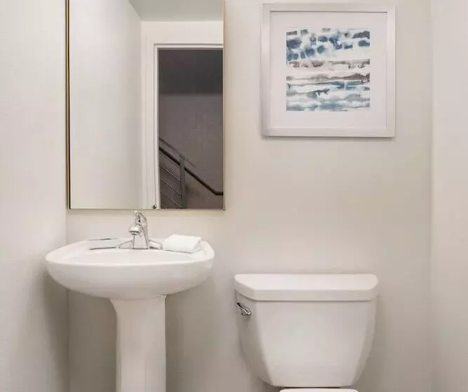 Отель Four Points By Sheraton San Francisco Airport