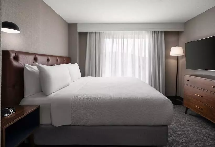 Отель Four Points By Sheraton San Francisco Airport