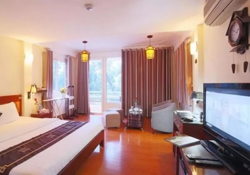 هتل Hanoi Lakeview