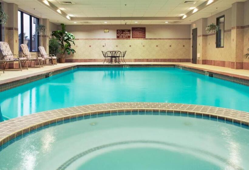 هتل Holiday Inn Express & Suites Houston Memorial Park Area, An Ihg