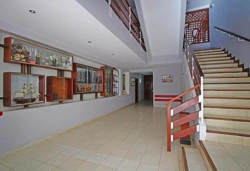 هتل Le Colbert At Diego Suarez