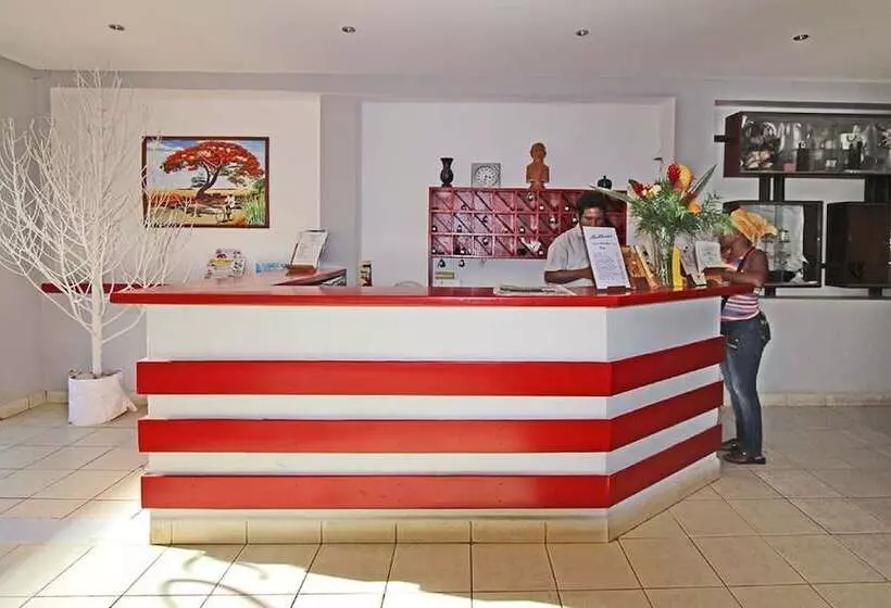 هتل Le Colbert At Diego Suarez