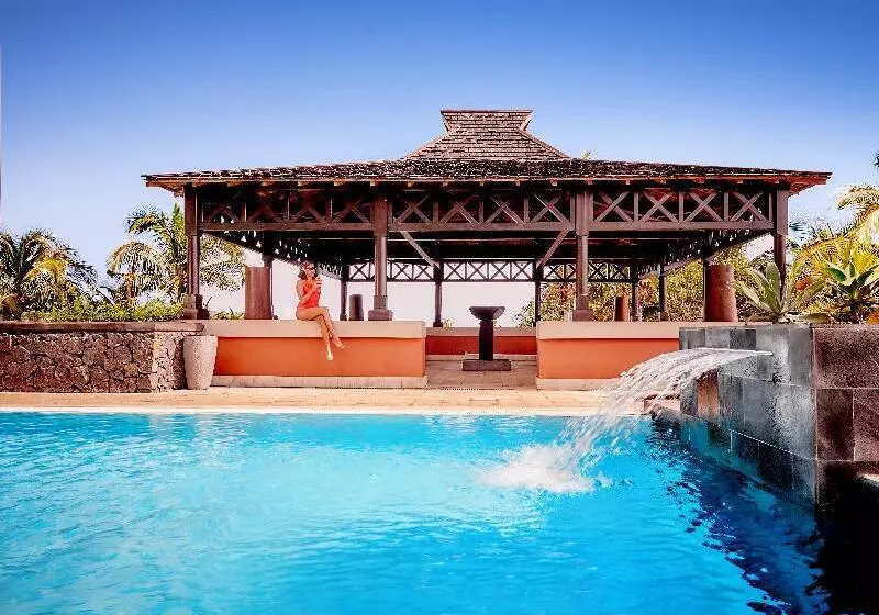 هتل Iloha Seaview