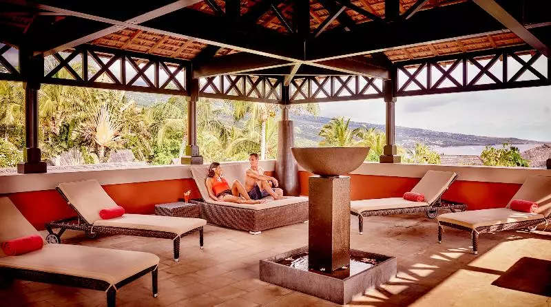 هتل Iloha Seaview