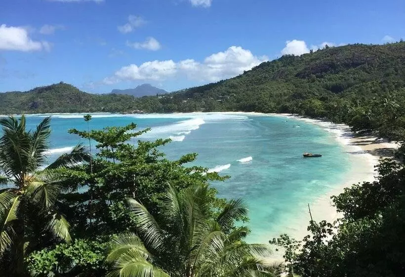 هتل Lazare Picault