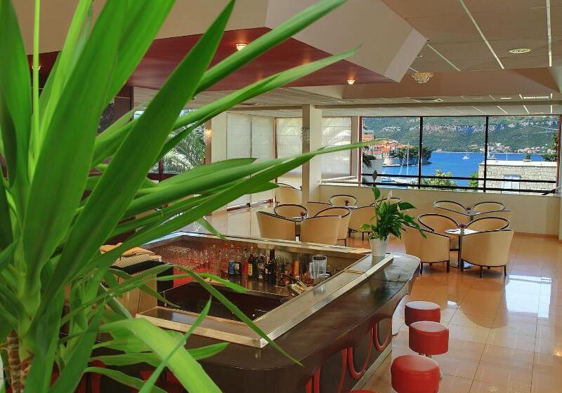 Marko Polo Hotel By Aminess