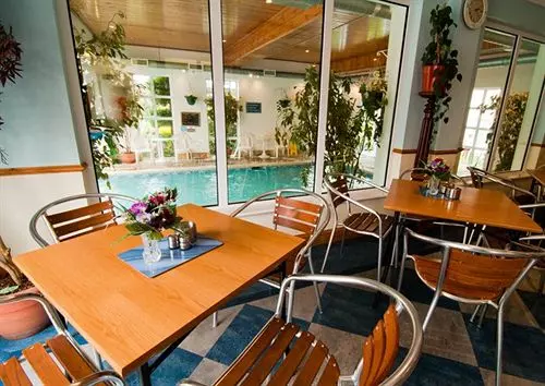 Отель Metropole