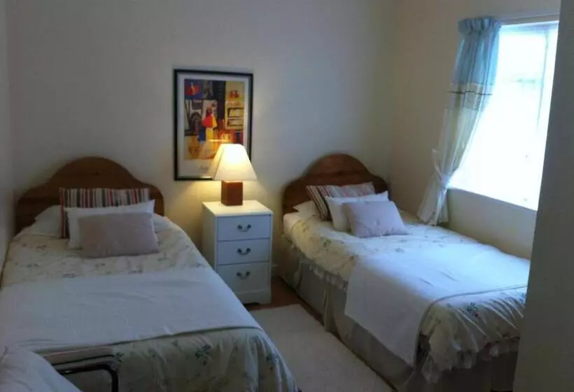 호텔 Sea Breeze Bed And Breakfast