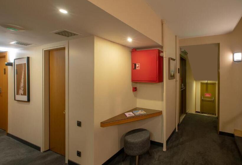 Tan Hotel Special Category