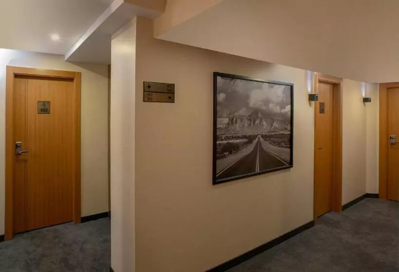 Tan Hotel Special Category