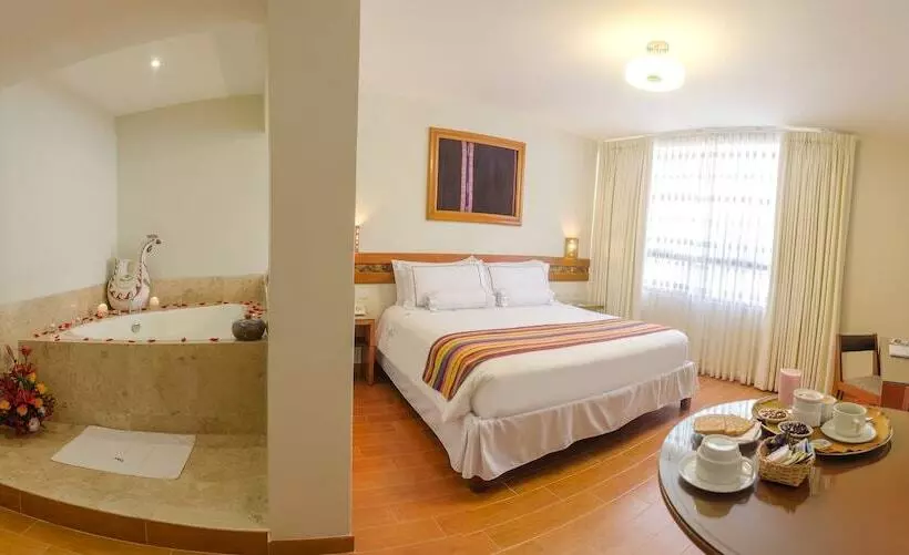 Taypikala Hotel Cusco