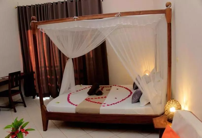 هتل Vanivola & Spa