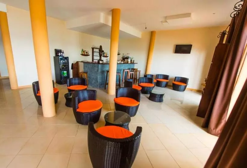 هتل Vanivola & Spa