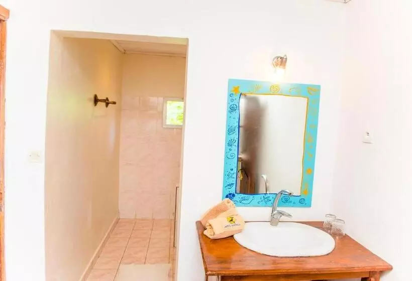 هتل Vanivola & Spa