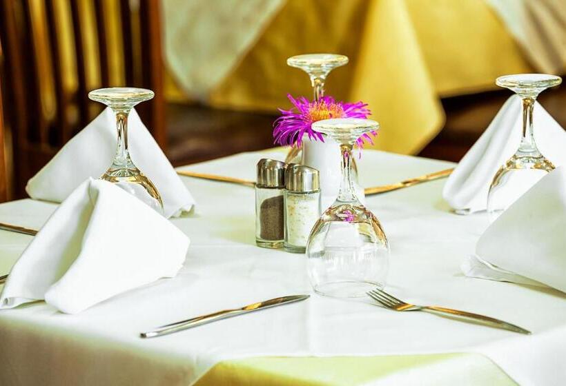 Hotel Xenios Theoxenia