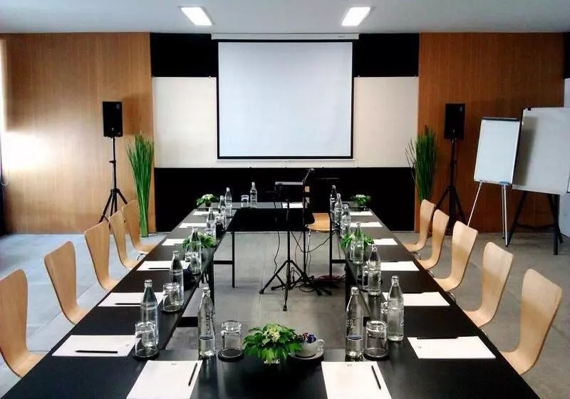 Tolani Resort Kui Buri