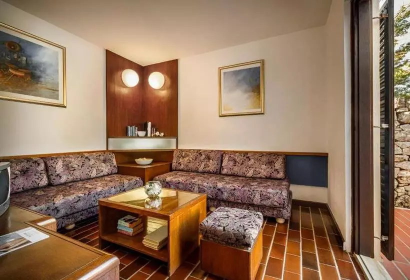 Trim Sunny Apartments By Valamar